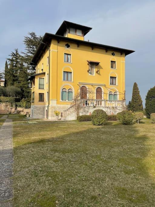 Villa Callas Divina Сирмионе Экстерьер фото
