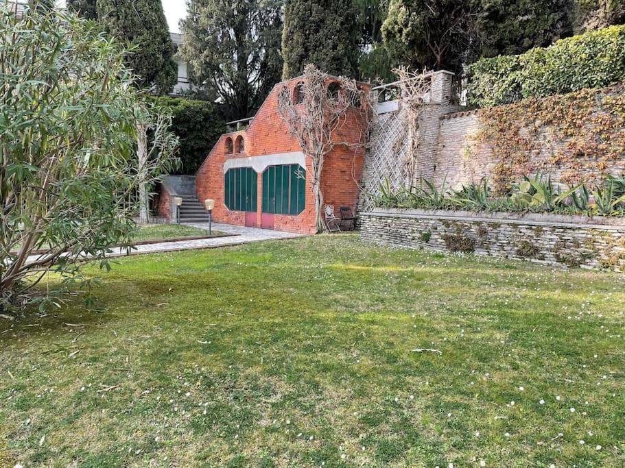 Villa Callas Divina Сирмионе Экстерьер фото